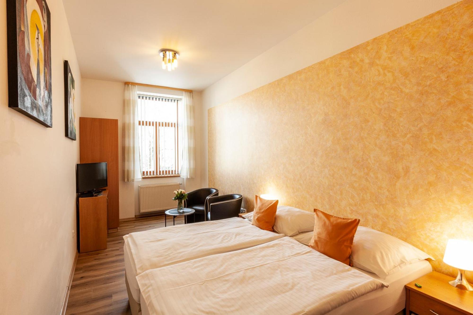 Penzion Pohoda Trutnov Exteriör bild
